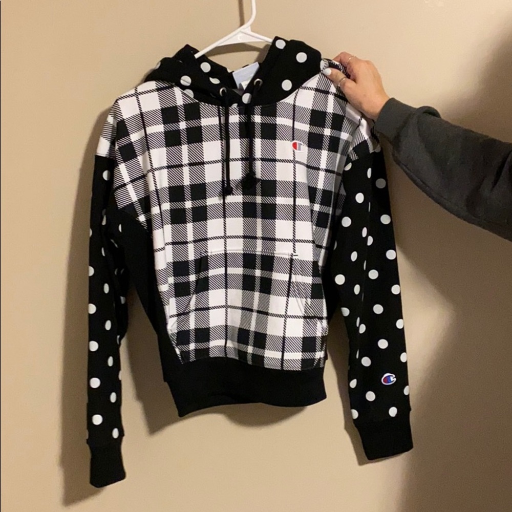 Black and white champion hoodie